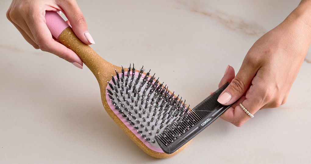 remove hair from your brush
